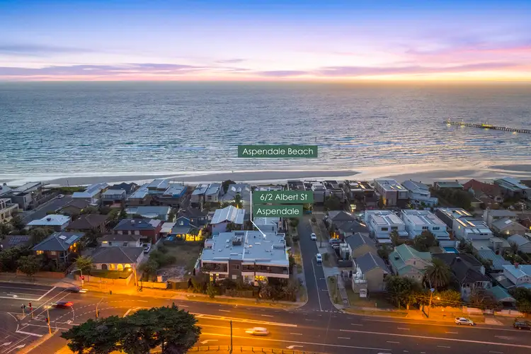 Second view of Homely apartment listing, 6/2 Alfred Street, Aspendale VIC 3195