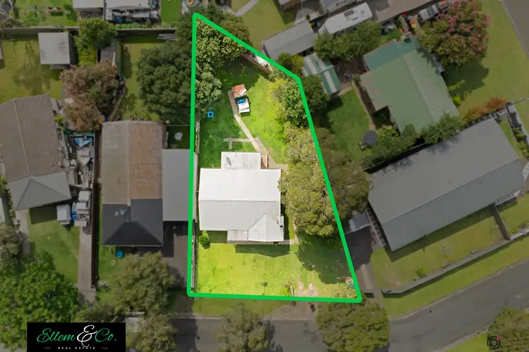 2 Bundarra Place