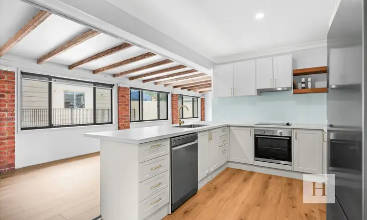 28 Goorawin Street