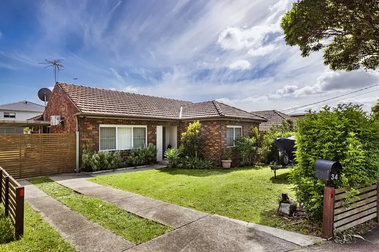 34 Tyler Crescent