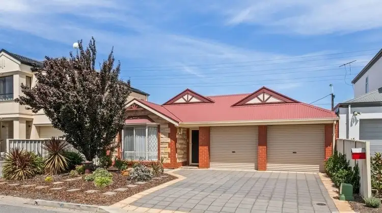 11 Grange Court