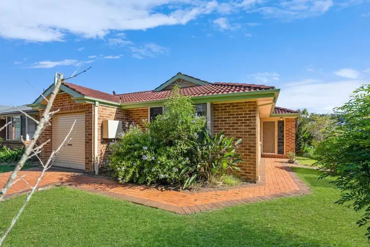 1 Pardalote Way