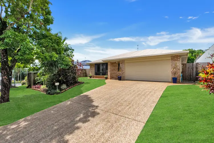 5 Oakblue Drive