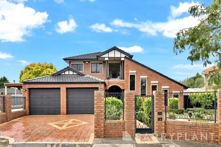 8 Ann Court