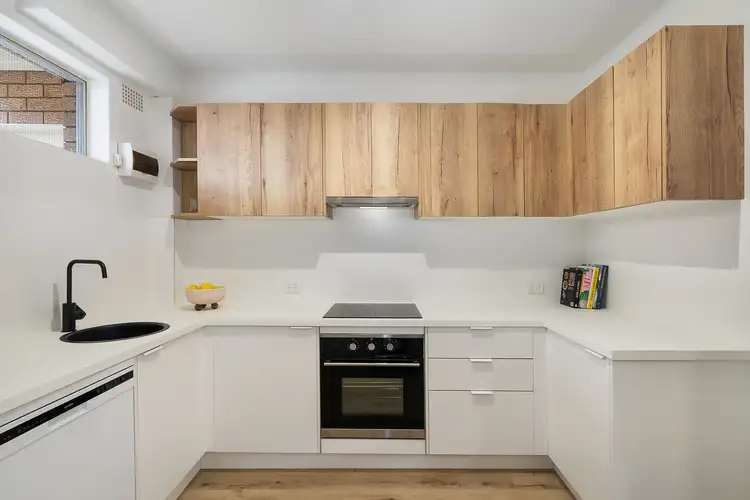 6/23 Wharf Road