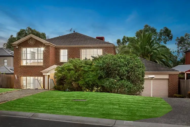 7 Thompson Drive