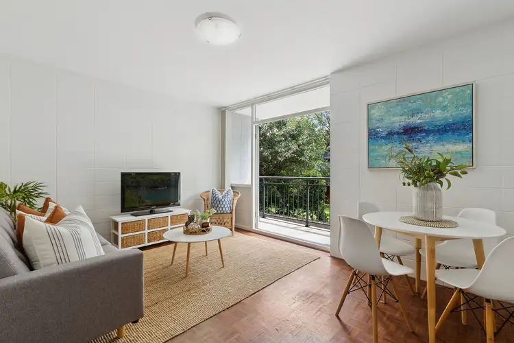 3/33 Seabeach Avenue