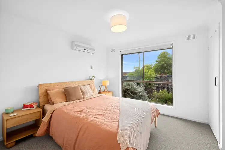 Fifth view of Homely house listing, 1 Raydon Court, Grovedale VIC 3216