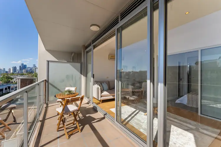 605/54 Nott Street