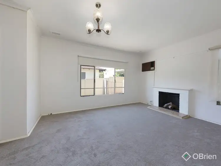 8 Gooyong Avenue