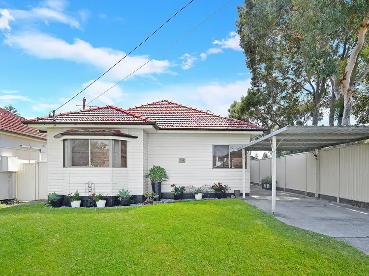 14 Birrong Avenue