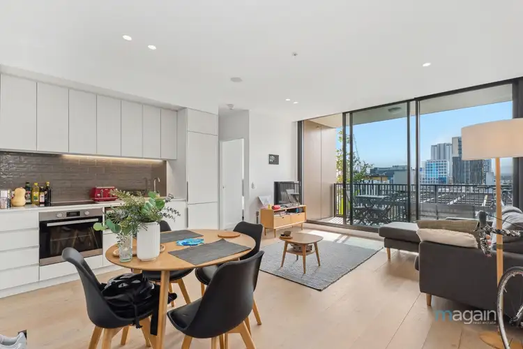 713/156 Wright Street
