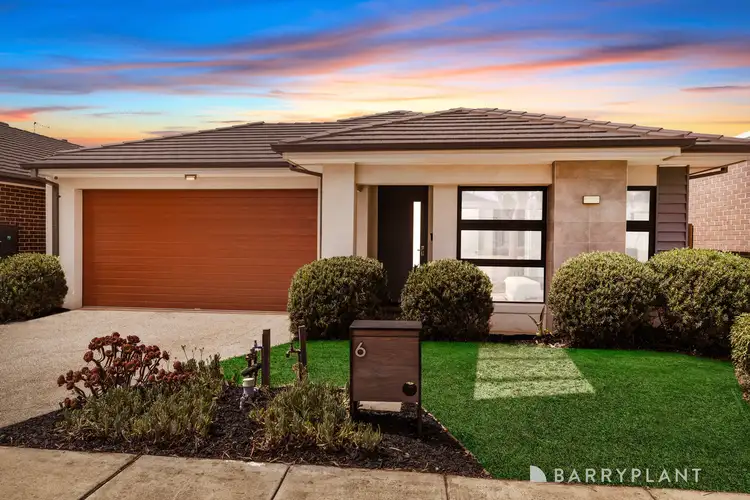 6 Tuckeroo Road