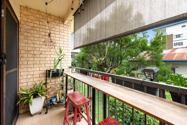 4/48 Hood Street