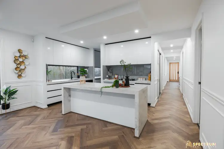 5 Seymour Street