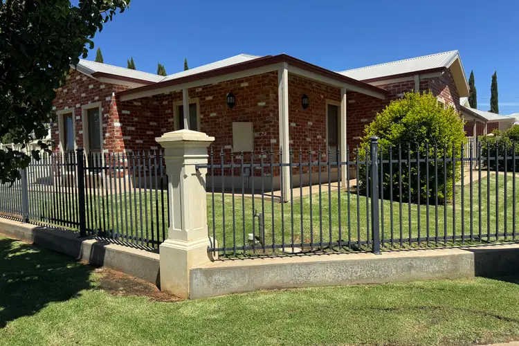 22 Bozzi Court