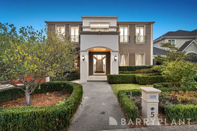 5 Maloney Rise