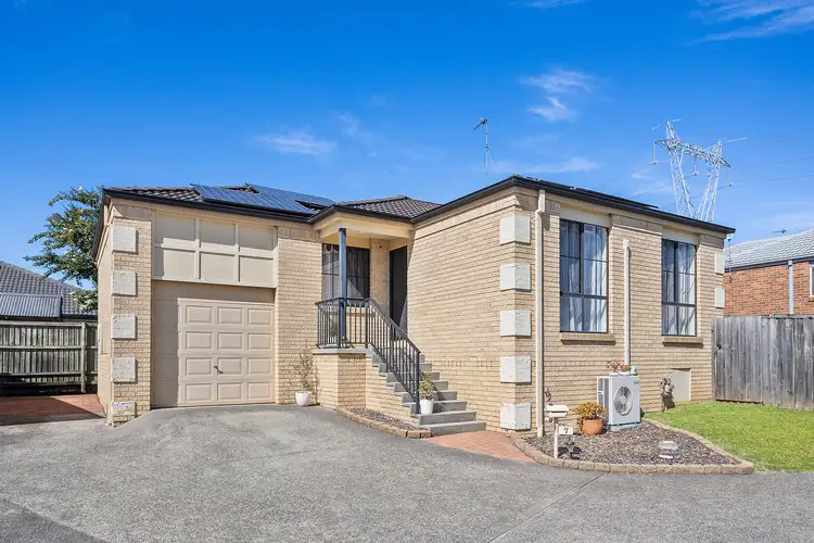 7 Glenlee Drive