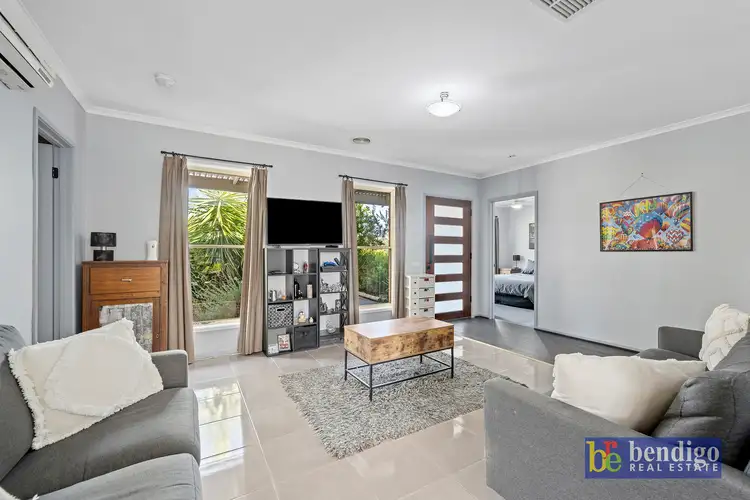 22 Bowles Road