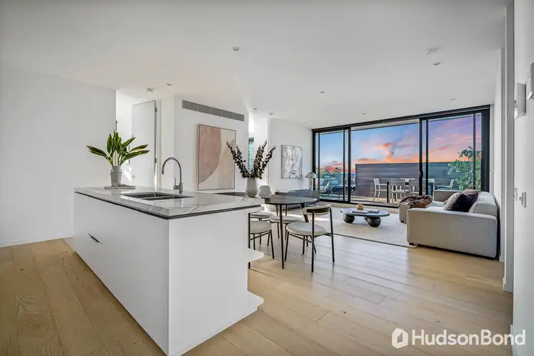 304/6 Thiele Street