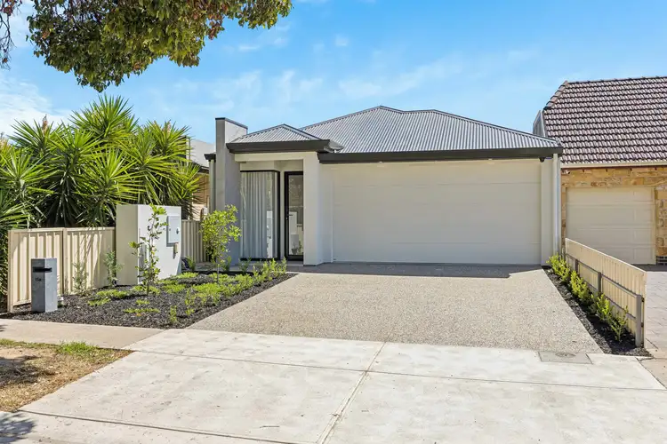 15A Leven Avenue