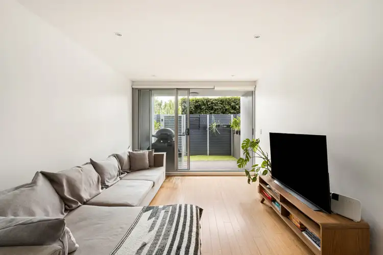 4/115 Wigram Road
