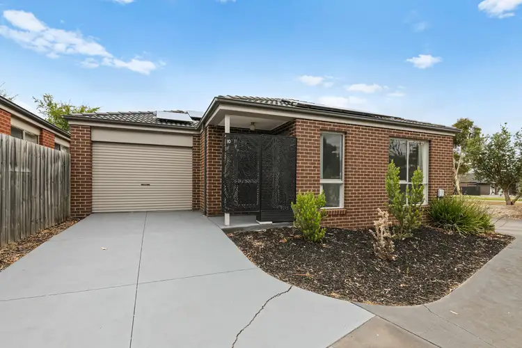 Main view of Homely unit listing, 10/9 Shakespeare Court, Drouin VIC 3818