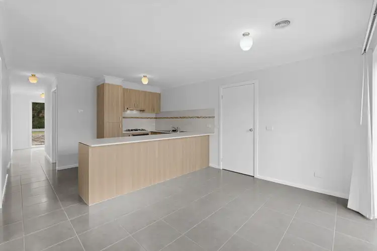 Second view of Homely unit listing, 10/9 Shakespeare Court, Drouin VIC 3818