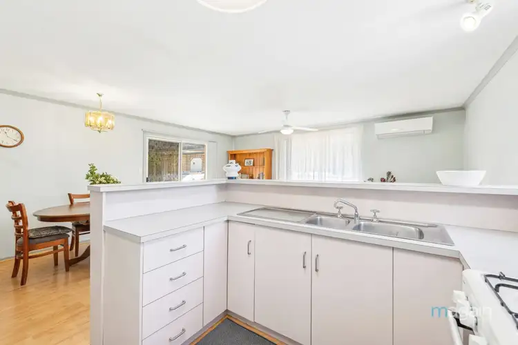Fifth view of Homely house listing, 4 Buffalo Court, Huntfield Heights SA 5163