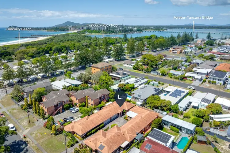 Main view of Homely villa listing, 2/6-8 North Street, Tuncurry NSW 2428