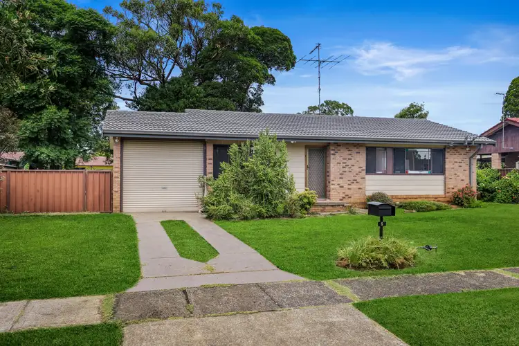 2 Vianney Crescent