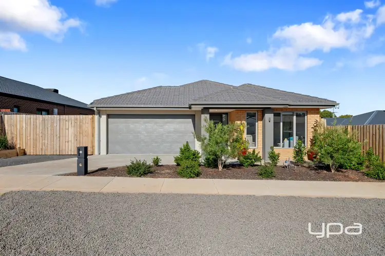 53 Grandview Crescent