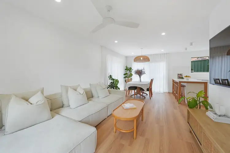 5/17A Robsons Road
