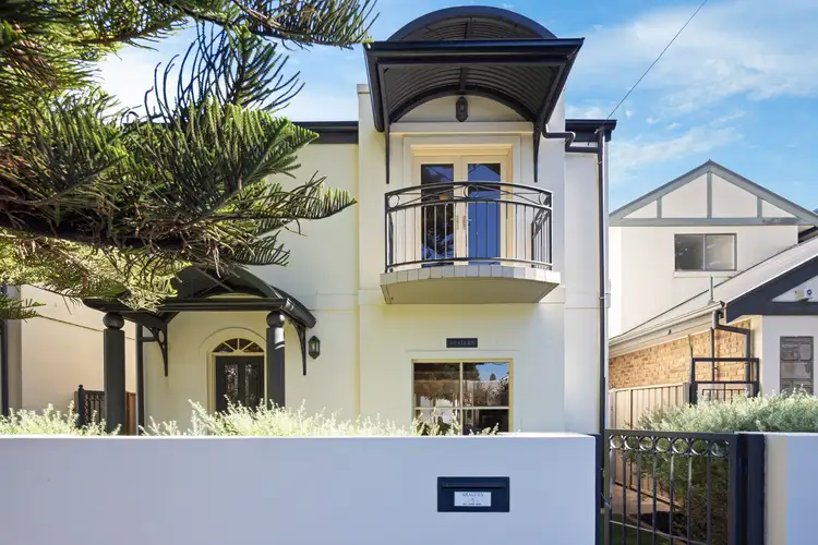 5 Pier Street