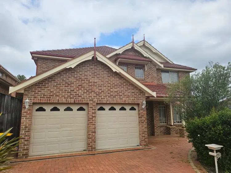 8 Brookfield Way