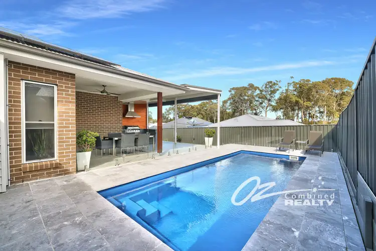 15 Corella Crescent
