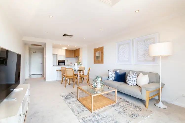 509/11 Mooramba Road