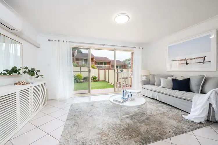10/10 Albert Street