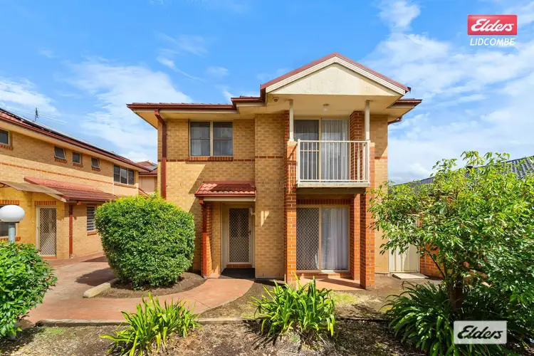 2/15 Martin Street