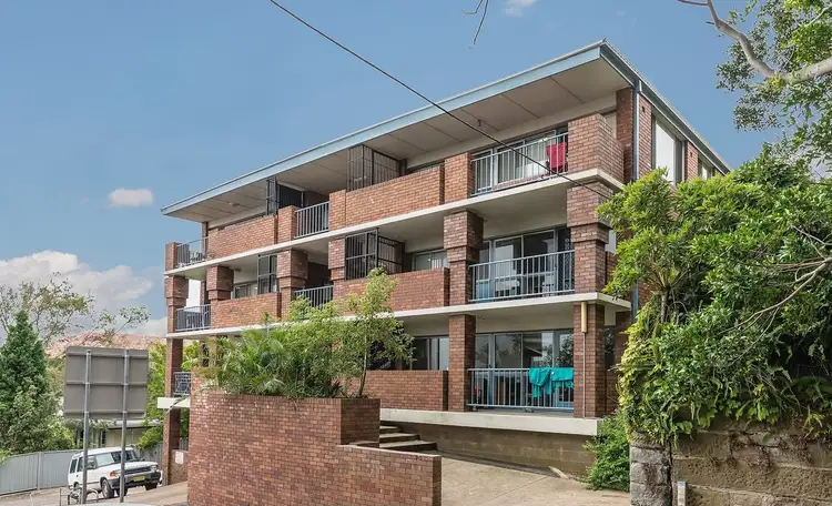 3/90-100 Tyrrell Street