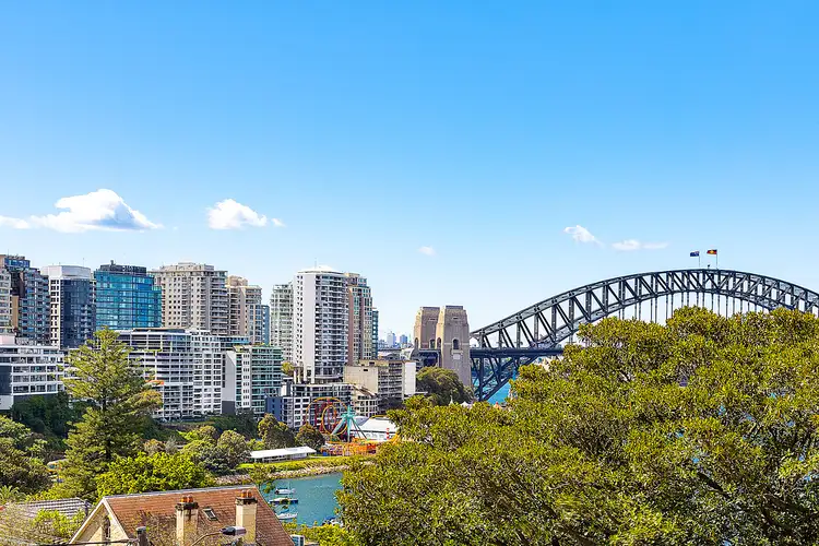 Main view of Homely apartment listing, 7/2 Miller Street, Mcmahons Point NSW 2060