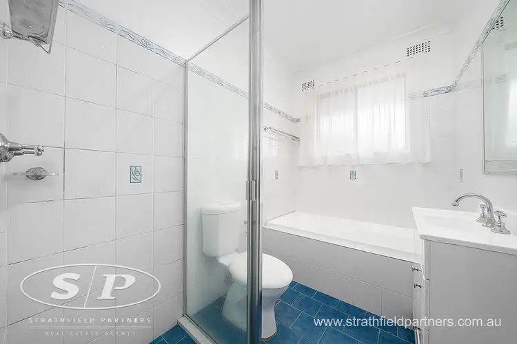 Sixth view of Homely apartment listing, 5/70 Hamilton Road, Fairfield NSW 2165