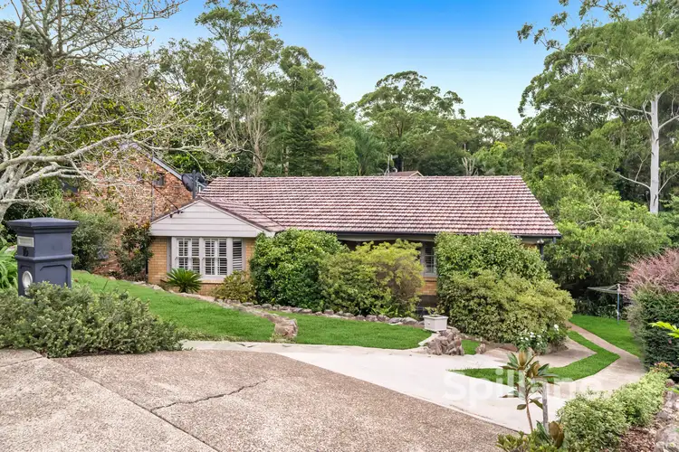 16 Nesbitt Close