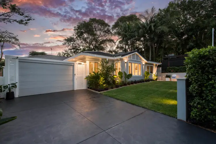 11 Bayview Place