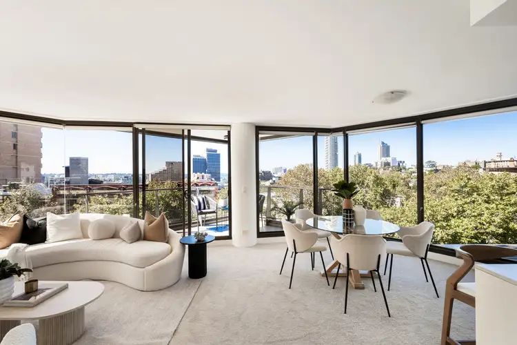 403/20 Pelican Street