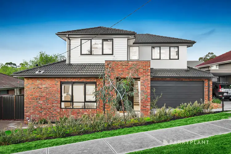 6 Eileen Street