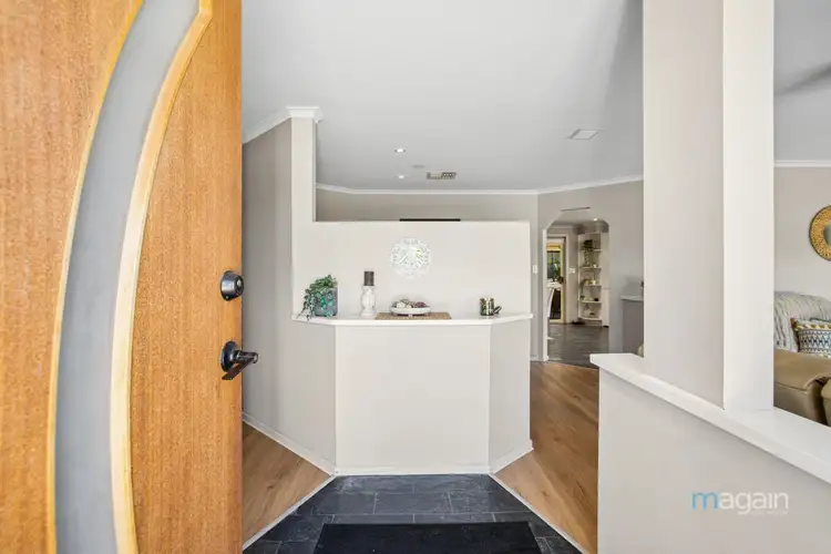 Fifth view of Homely house listing, 5 Ballina Court, Huntfield Heights SA 5163