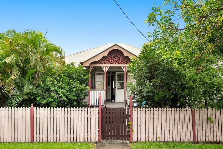 Main view of Homely apartment listing, 4/11 Taylor Street, Woolloongabba QLD 4102