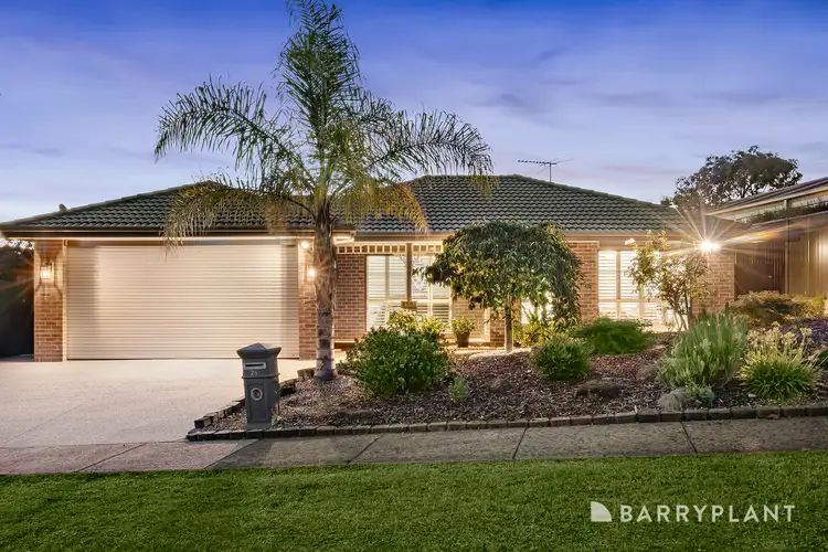 25 Nimblefoot Way