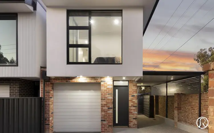 341 Diagonal Road